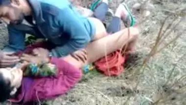 Indian couple having sex outdoor in the park