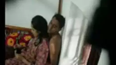 Kerala village aunty first time home sex with hubby’s friend