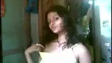 Desi teen stripping dresses to show puffy nipples
