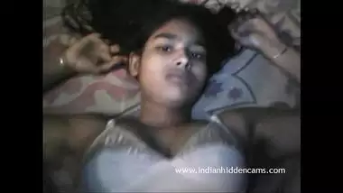 Beautiful Desi Indian Girl Fucked - IndianHiddenCams.com