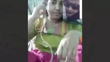 Beautiful Bangladeshi Married Bhabi Showing On VideoCall