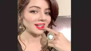 Pak Pop Singer Rabi Pirzada Nude 6 Clips Part 4
