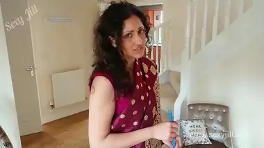 Sexy bhabhi ki fuddi chudai ka Pune porn video
