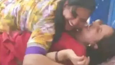 naughty desi girls great video