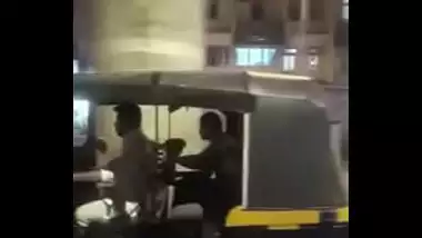 Hot Blowjob Inside Mumbai Auto