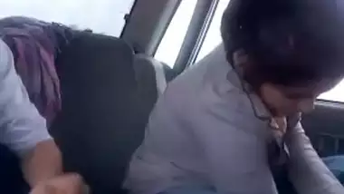 Car mai cousin sister se fuck ki outdoor Indian sex video