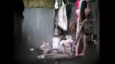 Desi village teen sexy bath,spy video