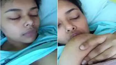 Indian aunty licks her own nipples and performs XXX masturbation show
