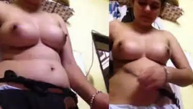 Sex body parts are showed off on camera by a natural XXX Indian girl