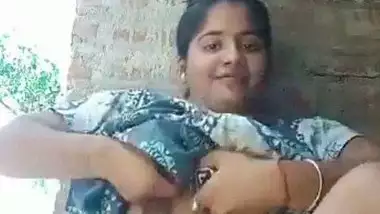 Local village lady showing big boobs and hairy choot