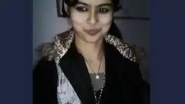 Beautiful Indian Girl Leaked Fucking-2