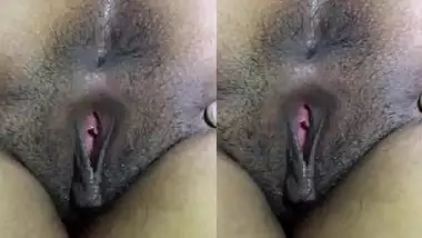 Indian female needs her boyfriend to film close-up porn of her cherry