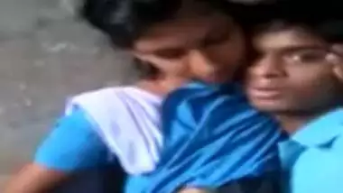Indian teen xxx mms of Jaipur college girl with lover in uniform