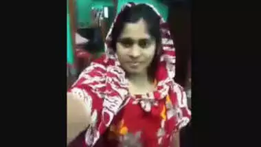 Desi Unsatisfied Married Bhabi Showing Her Big Ass And Pussy For Husband
