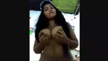 Sri lankan milk tanker girl big boobs showing vdo