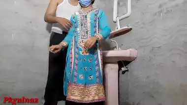 Indian beautiful girl fucking in washroom