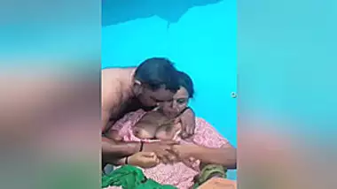 Exclusive- Sexy Indian Wife Boob Sucking By Hubby