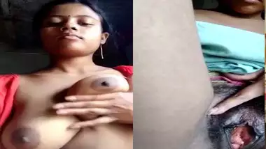 Sexy Bengali Boudi showing boobs and pussy