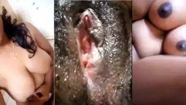 Desi girl showing her pink pussy hole