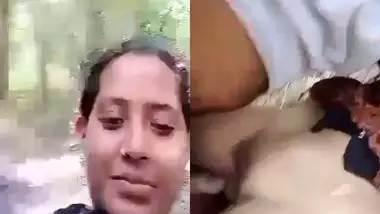 Desi village girl fucking in jungle