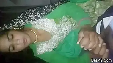 Exclusive- Desi Village Bhabhi Blowjob