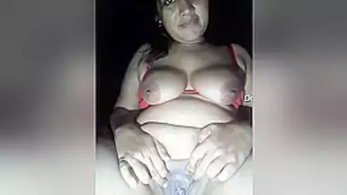 Horny Village Girl Shows Her Boobs And Wet Pussy