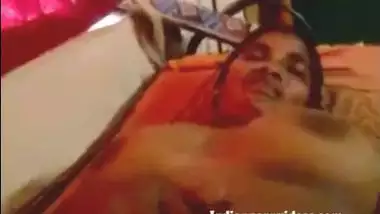 Bangla village bhabhi making her desi porn movie