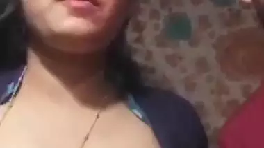 Horny Desi XXX wife playing with her sweet tits in live cam