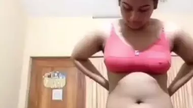 Desi cute bhabi hry pussy