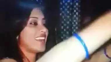 Desi cute girl sexy boobs