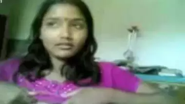 Sexy Naghma Bhabhi - Movies.