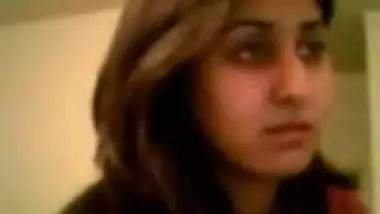 Girl From Lahore On Web Cam - Movies.