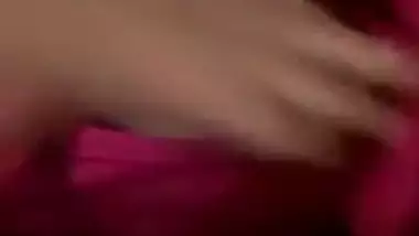 Desi Girl Shows her Boobs on VC