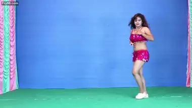 Sexy fgr girl hot dance