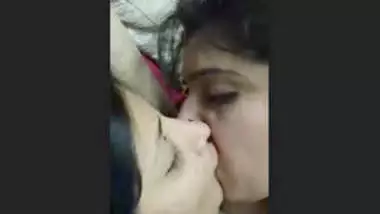 Horny Lesbians Having Hot Pussy Sucking Sesson