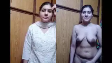 Paki Girl Nude Leaked Selfie