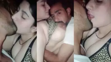 Extremely Beautiful Kashmiri Couple Kissing Boobs Sucking Fucking Hindi Talking