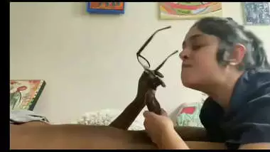 indian girl sucking dick